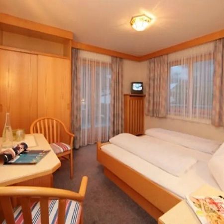 Pension Bergheil Капрун Экстерьер фото